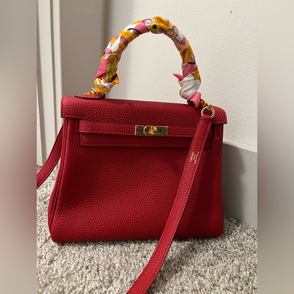 Hermes Kelly 25 in Red Togo Leather. ❤️💋 - Picture 3 of 9